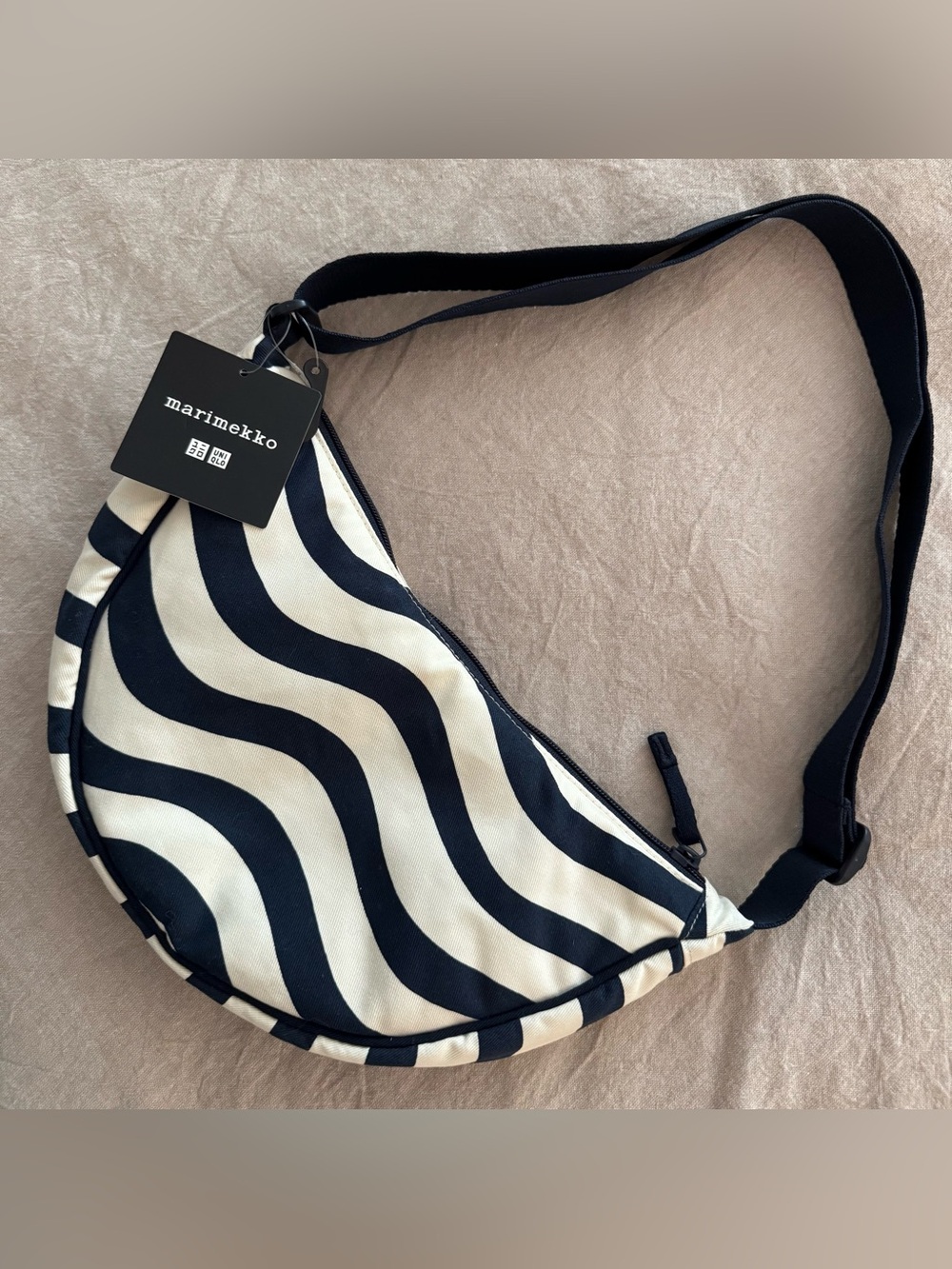 NWT • Navy Blue UNIQLO x Marimekko Crossbody Crescent Bag - Japan